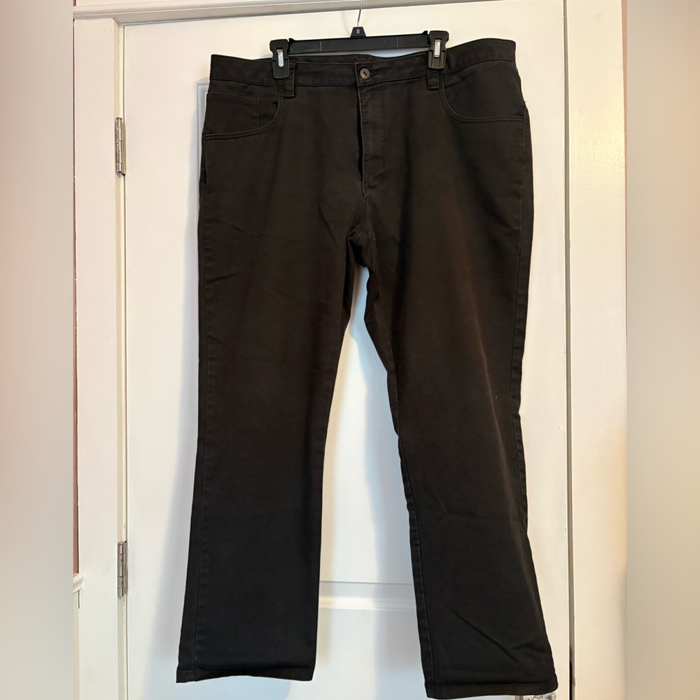 Van Heusen Black Flex Slim-Fit Pants 38 x 30